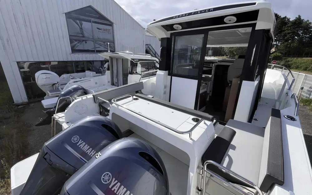 slider 7 Jeanneau Merry Fisher 895 Sport