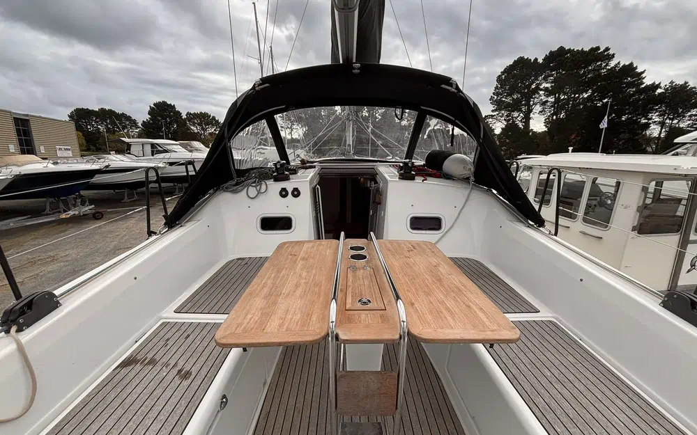 slider 4 Jeanneau Sun Odyssey 380
