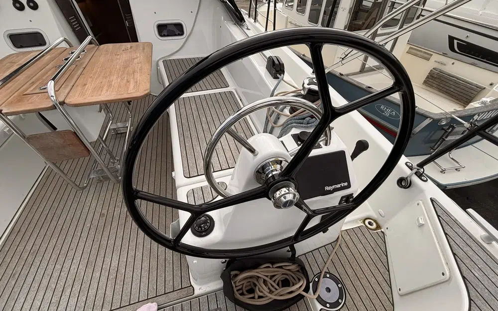 slider 7 Jeanneau Sun Odyssey 380