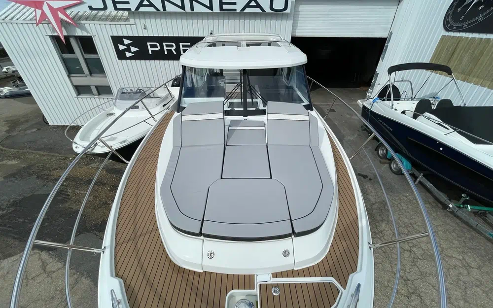 slider 5 Jeanneau Merry Fisher 1095 coupé