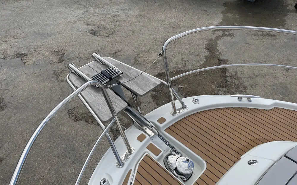 slider 7 Jeanneau Merry Fisher 1095 coupé
