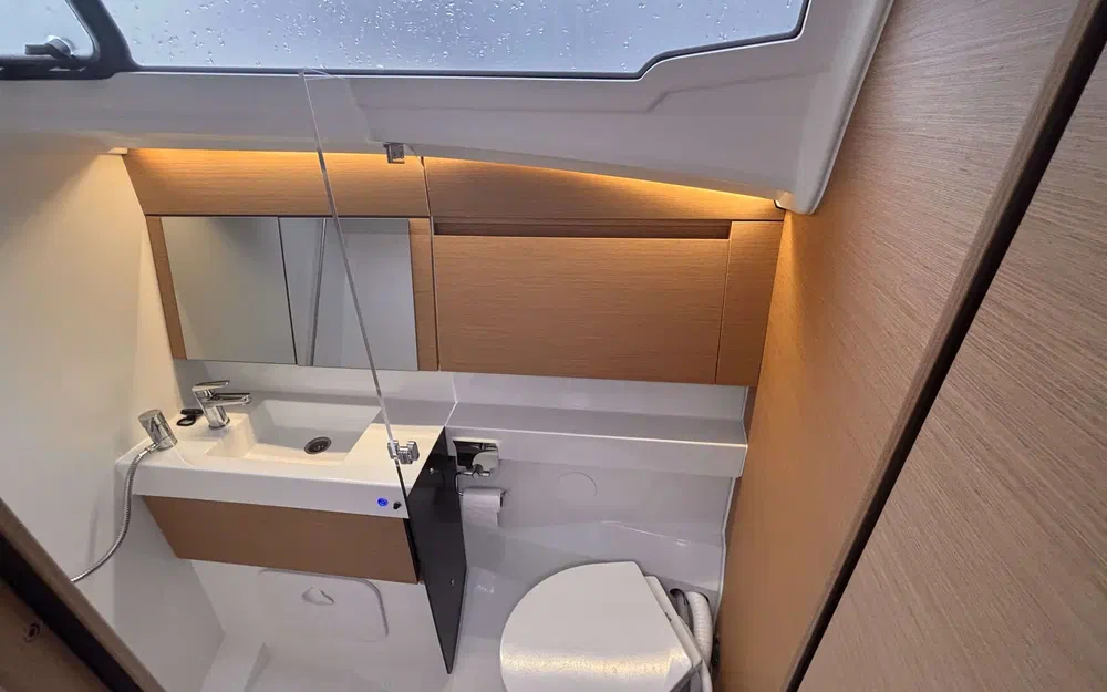 slider 15 Jeanneau Sun Odyssey 410