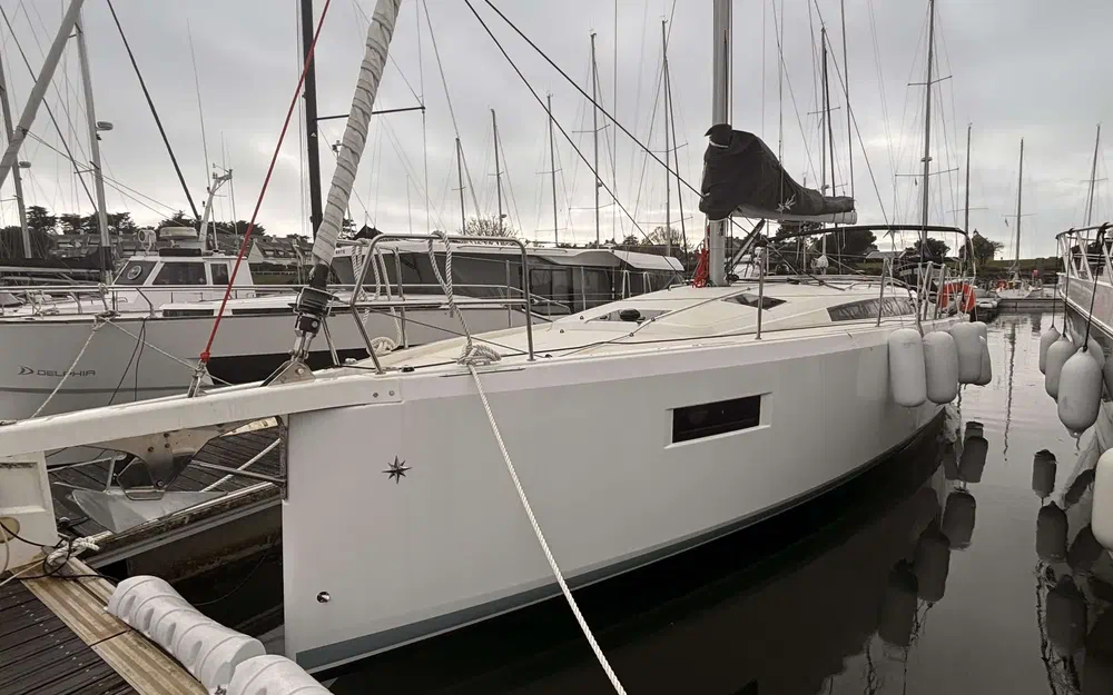 slider 19 Jeanneau Sun Odyssey 410