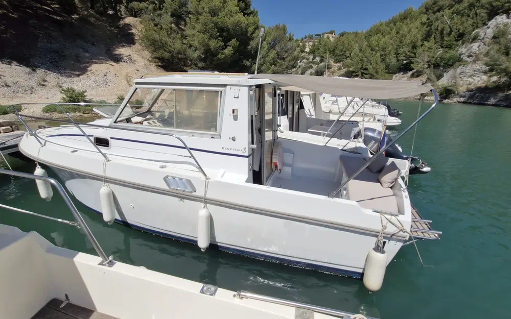 slider 0 Beneteau Antares 730
