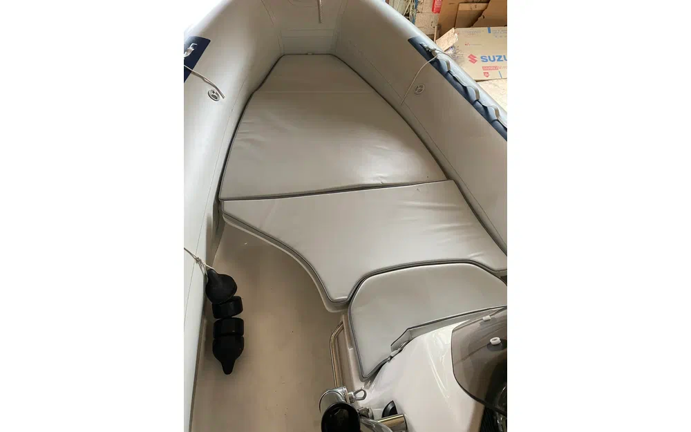 slider 6 Valiant 550 Classic