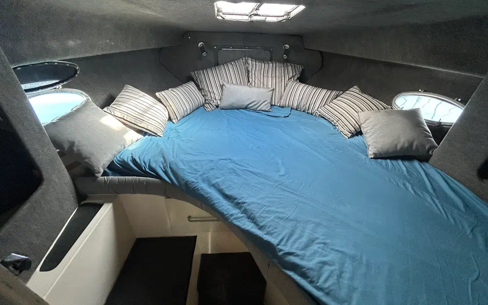 slider 13 Cranchi 32 Cruiser