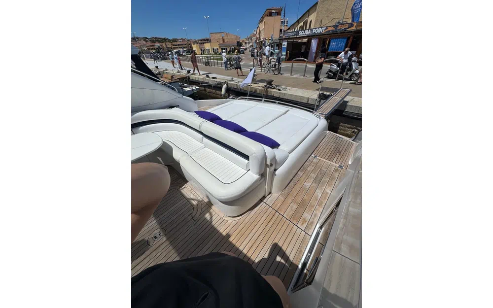 slider 4 Princess V50