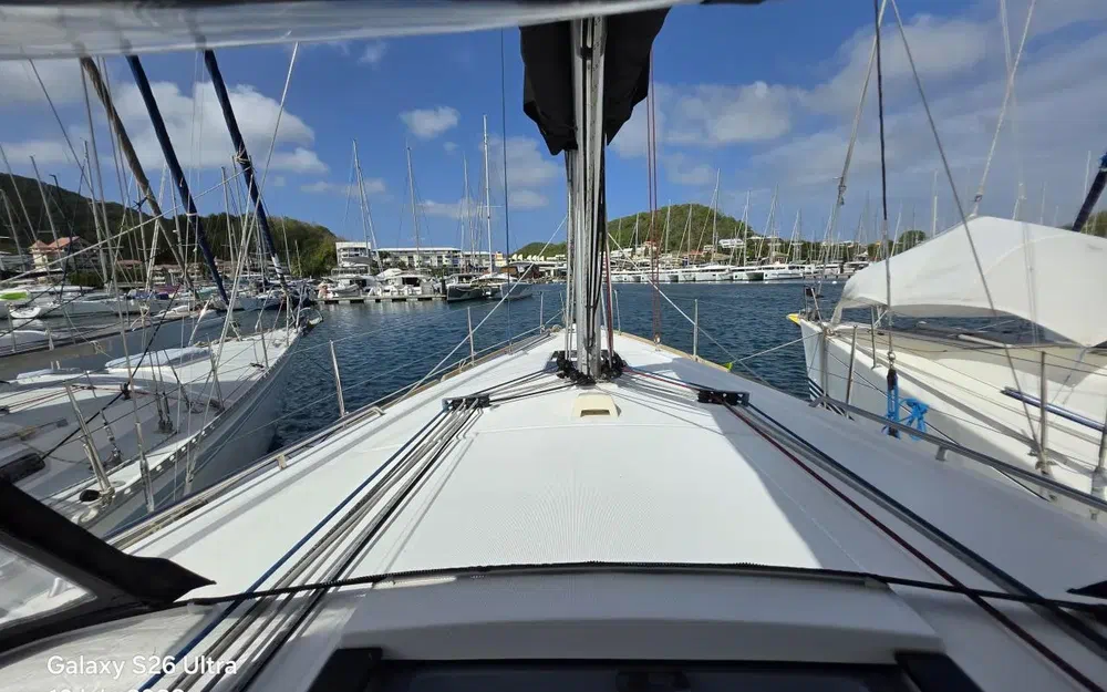 slider 17 Beneteau Oceanis 38 Cruiser