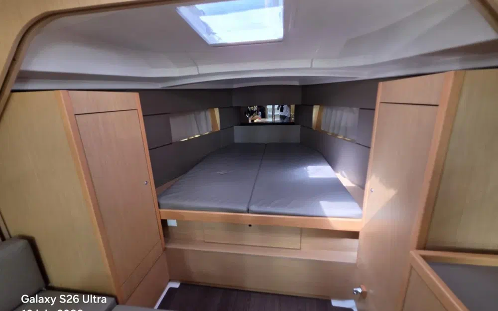 slider 18 Beneteau Oceanis 38 Cruiser