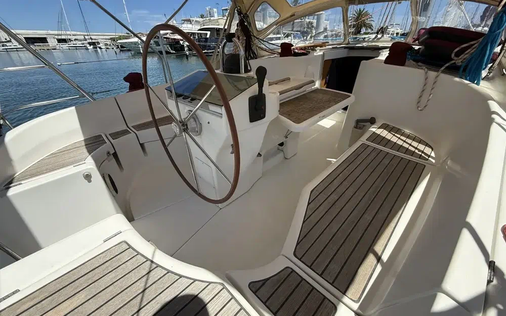 slider 10 Beneteau Oceanis 411