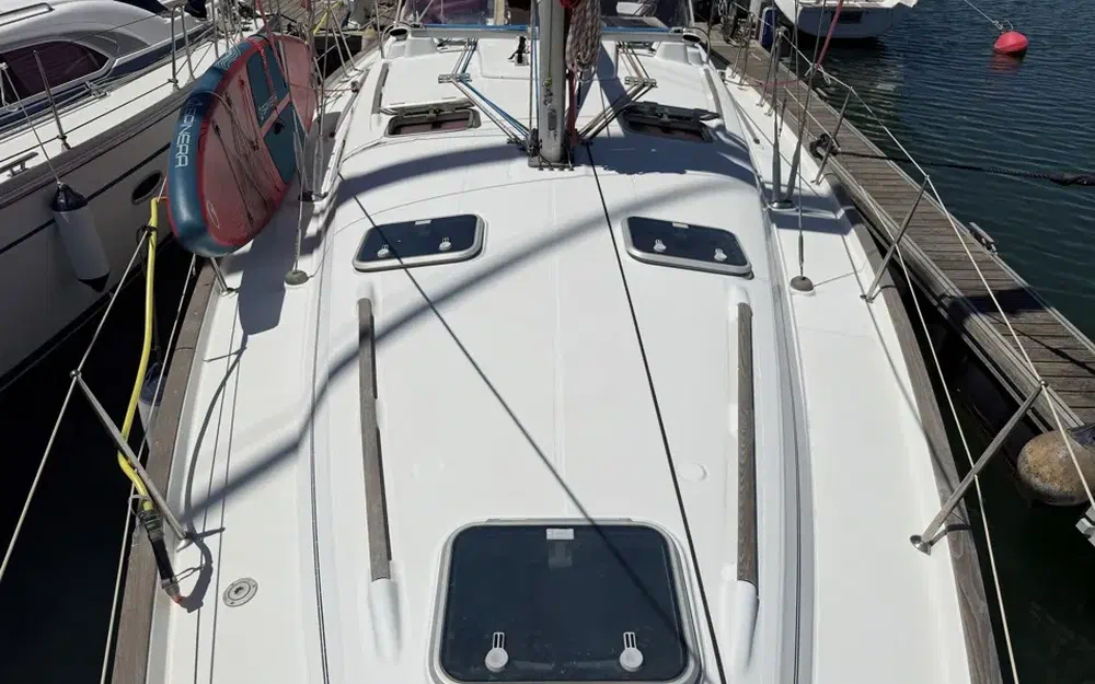 slider 16 Beneteau Oceanis 411