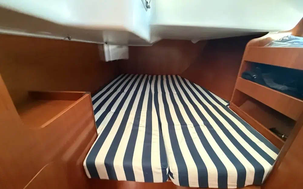 slider 31 Beneteau Oceanis 411