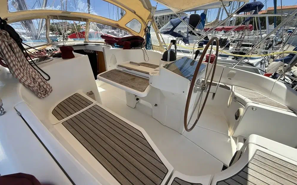 slider 8 Beneteau Oceanis 411