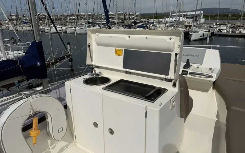 slider 11 Prestige Yachts 500 Fly