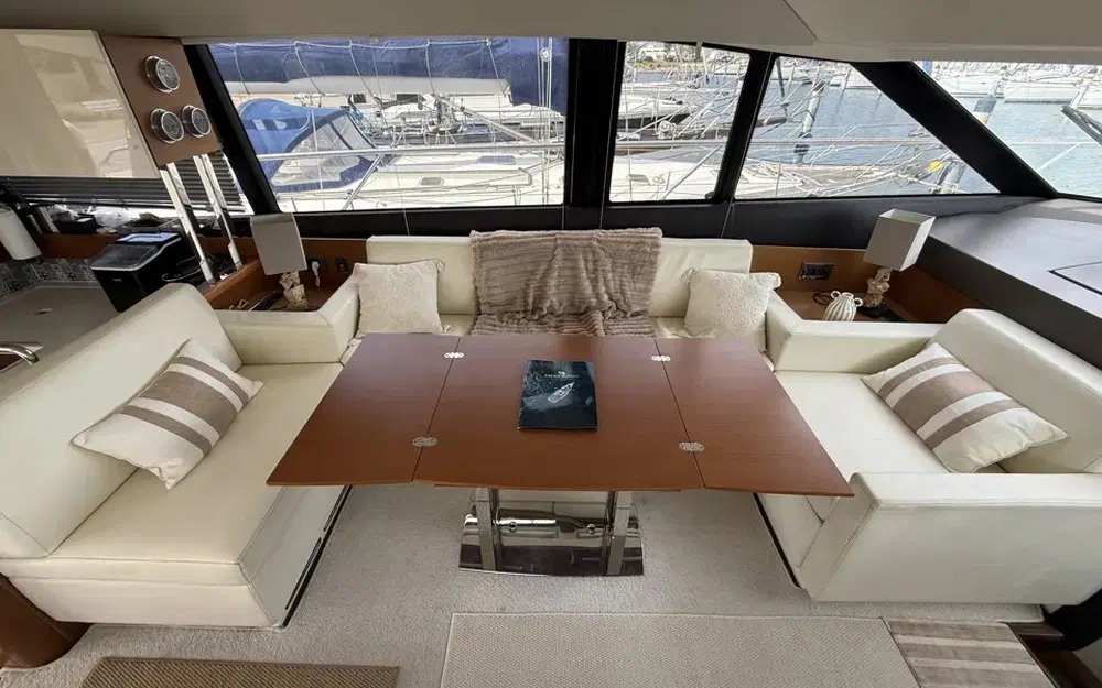 slider 26 Prestige Yachts 500 Fly