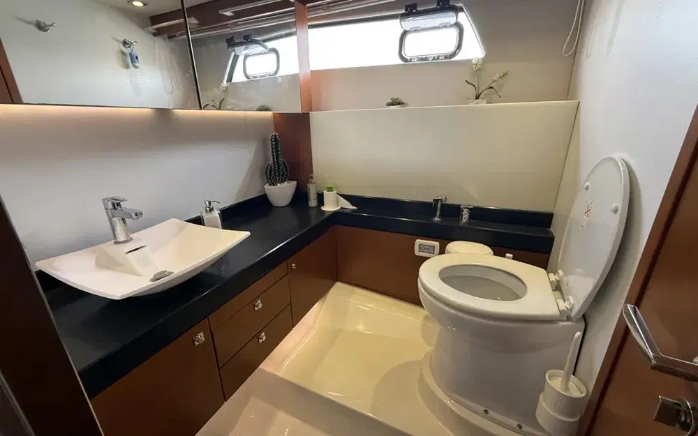 slider 35 Prestige Yachts 500 Fly