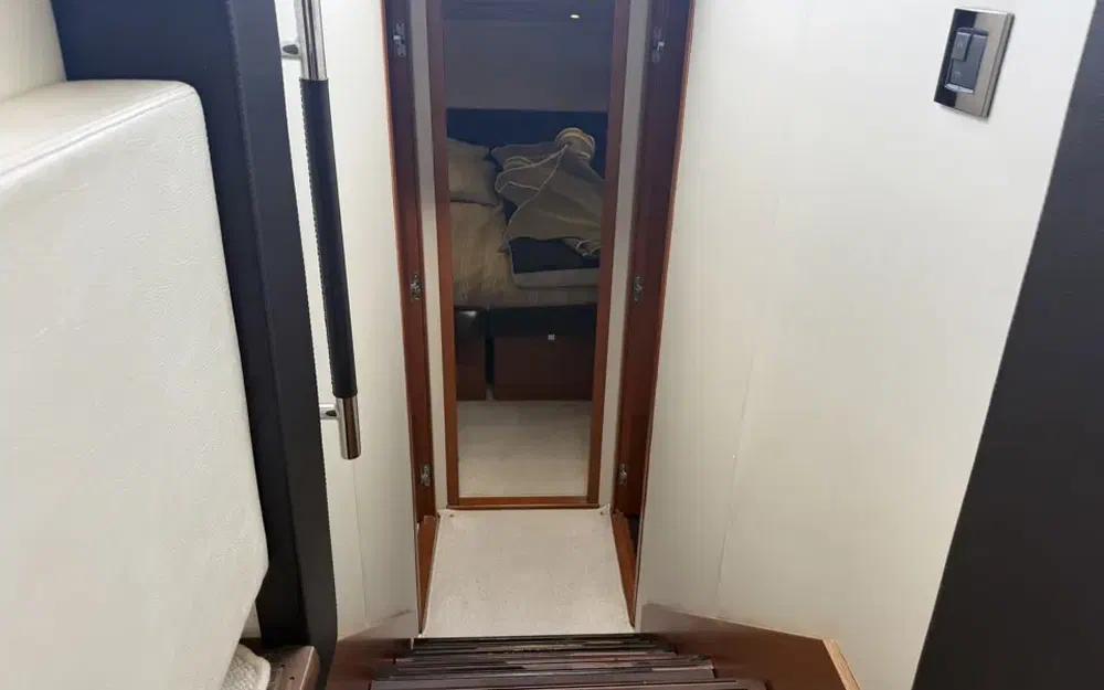 slider 37 Prestige Yachts 500 Fly