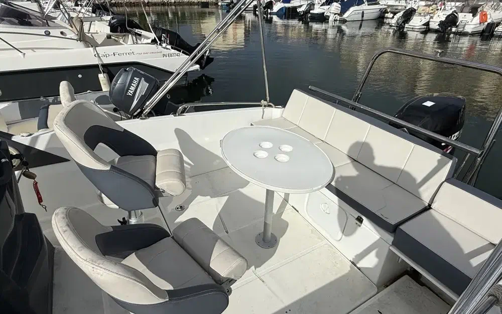 slider 9 Beneteau Flyer 6 SPACEdeck