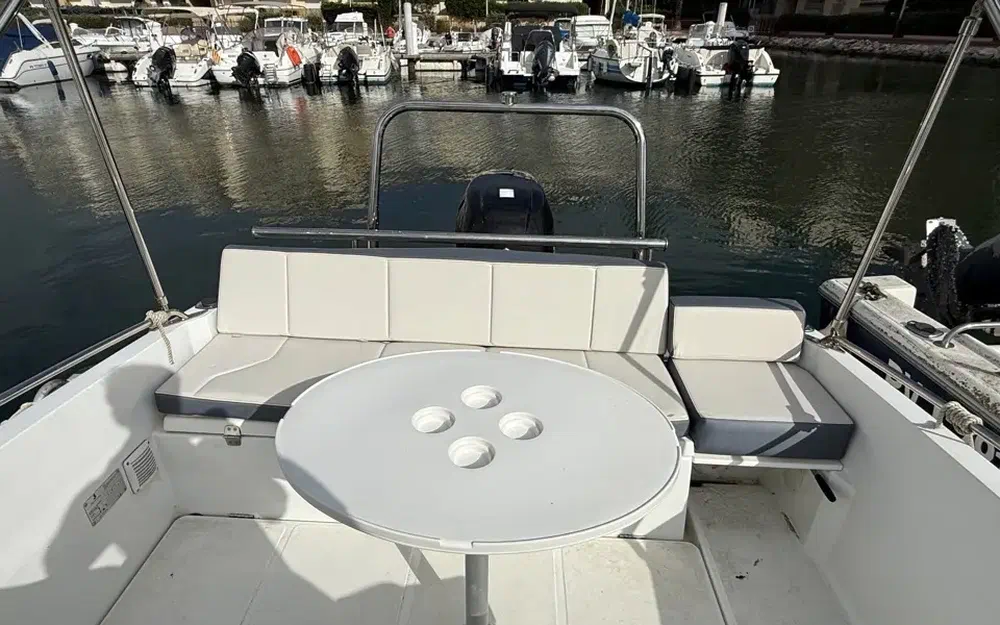 slider 10 Beneteau Flyer 6 SPACEdeck
