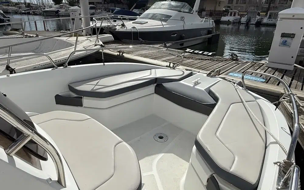 slider 4 Beneteau Flyer 6 SPACEdeck