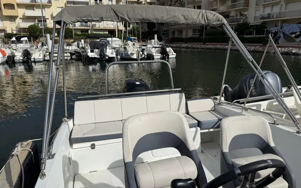 slider 8 Beneteau Flyer 6 SPACEdeck