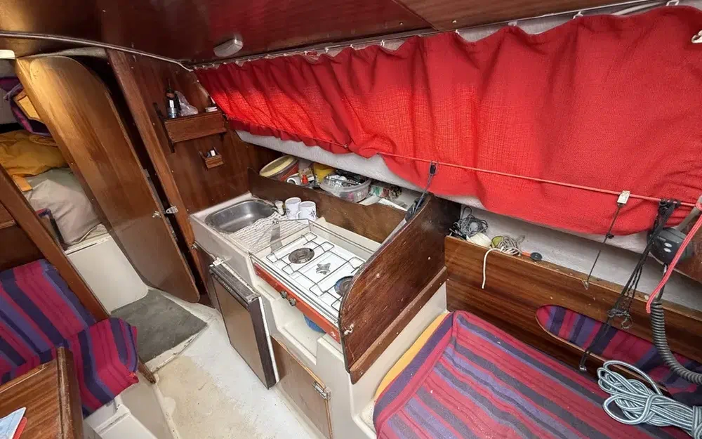 slider 11 Beneteau Baroudeur MK II
