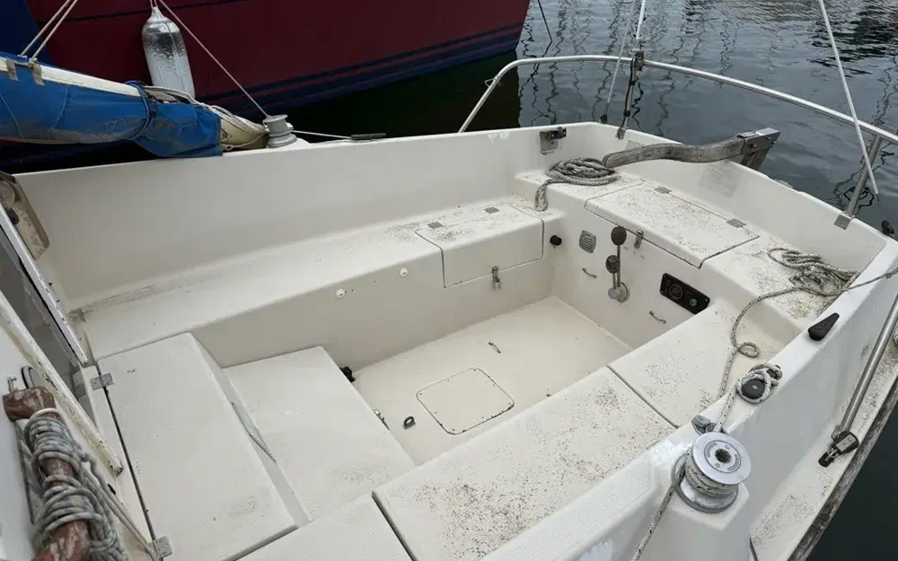 slider 3 Beneteau Baroudeur MK II