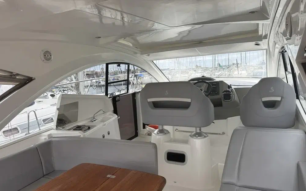 slider 13 Beneteau Gran Turismo 38