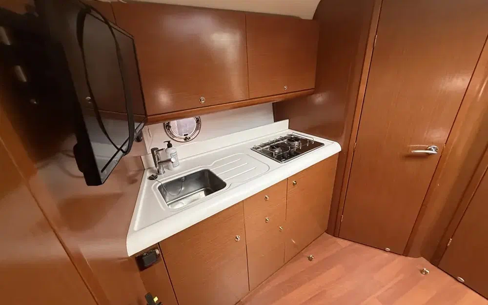 slider 24 Beneteau Gran Turismo 38