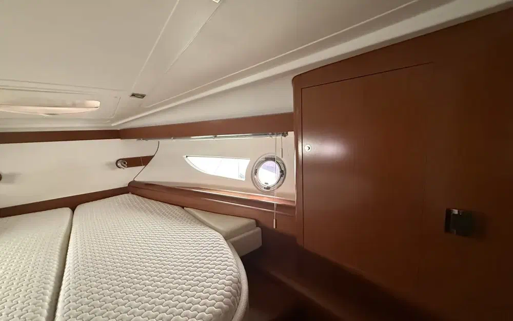 slider 29 Beneteau Gran Turismo 38