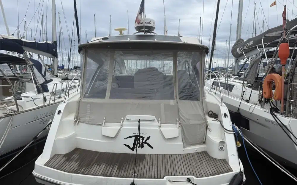 slider 4 Beneteau Gran Turismo 38