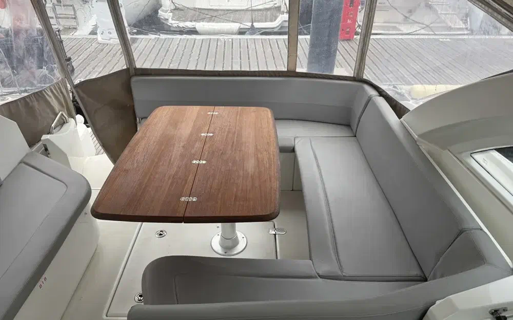 slider 6 Beneteau Gran Turismo 38
