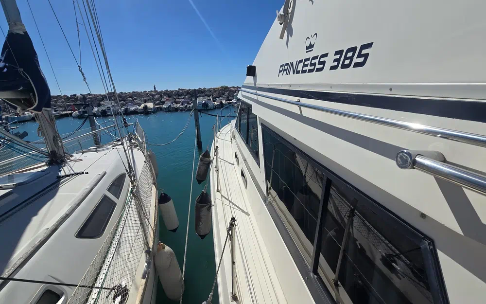 slider 16 Marine Project Princess 385