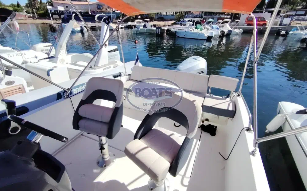 slider 3 Beneteau Flyer 6.6