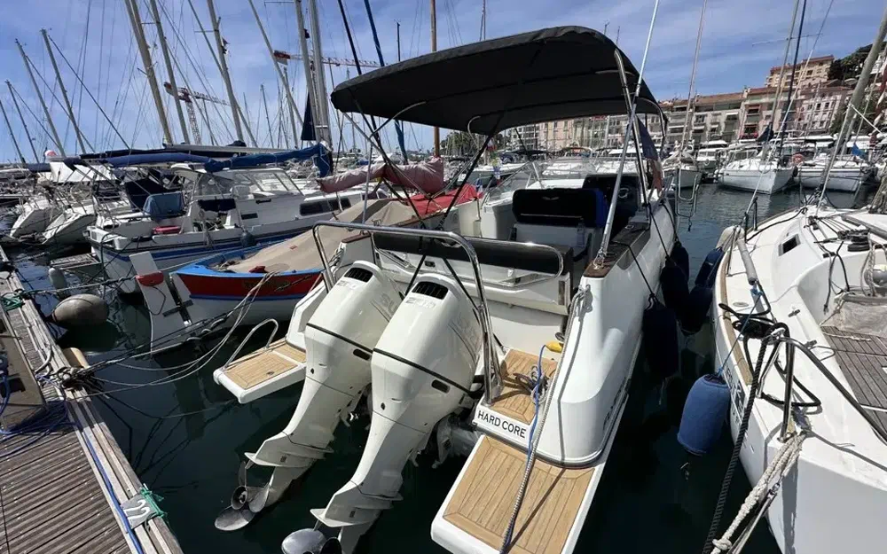 slider 1 Beneteau Flyer 8.8 SUNdeck