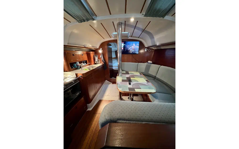 slider 14 Beneteau Oceanis 351