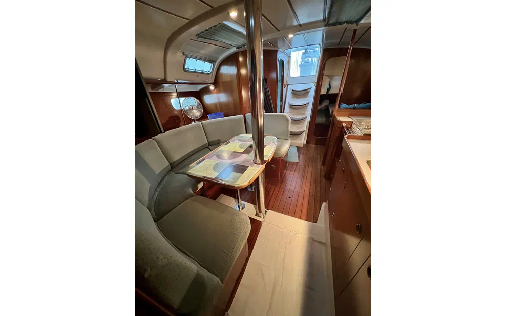 slider 16 Beneteau Oceanis 351