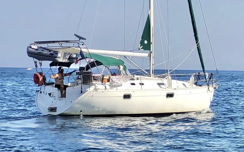 slider 2 Beneteau Oceanis 351