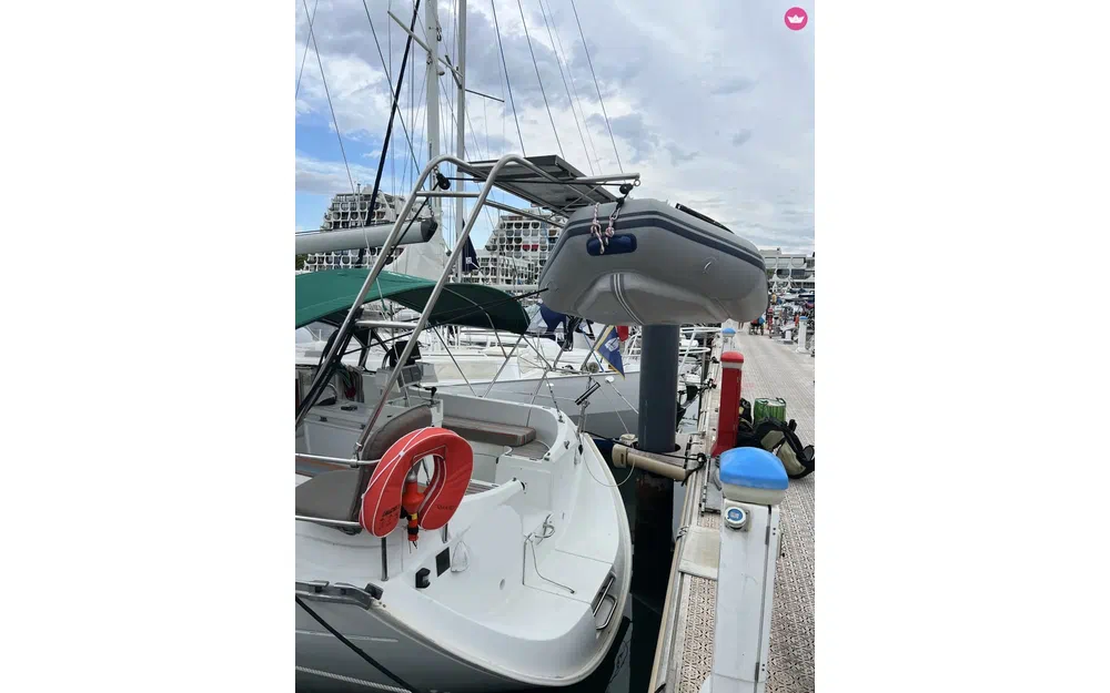 slider 6 Beneteau Oceanis 351