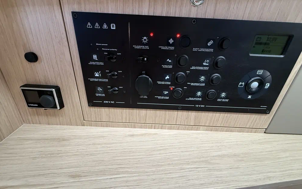 slider 12 Beneteau Oceanis 41.1