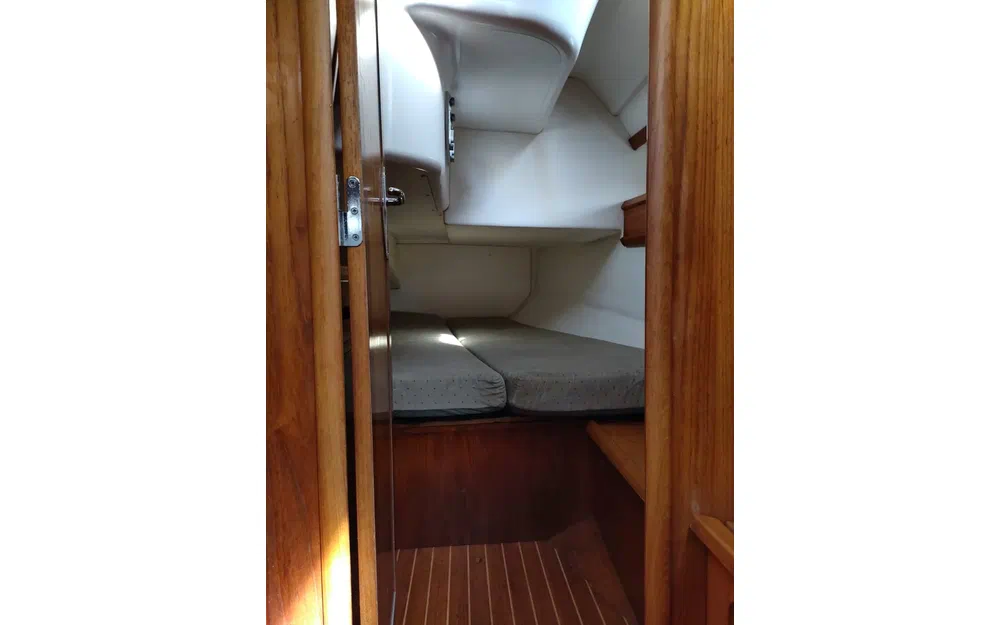 slider 3 Jeanneau Sun Odyssey 42.2