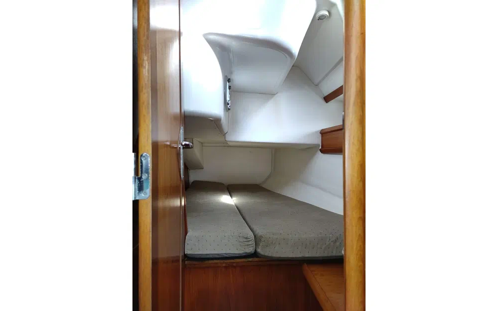 slider 7 Jeanneau Sun Odyssey 42.2
