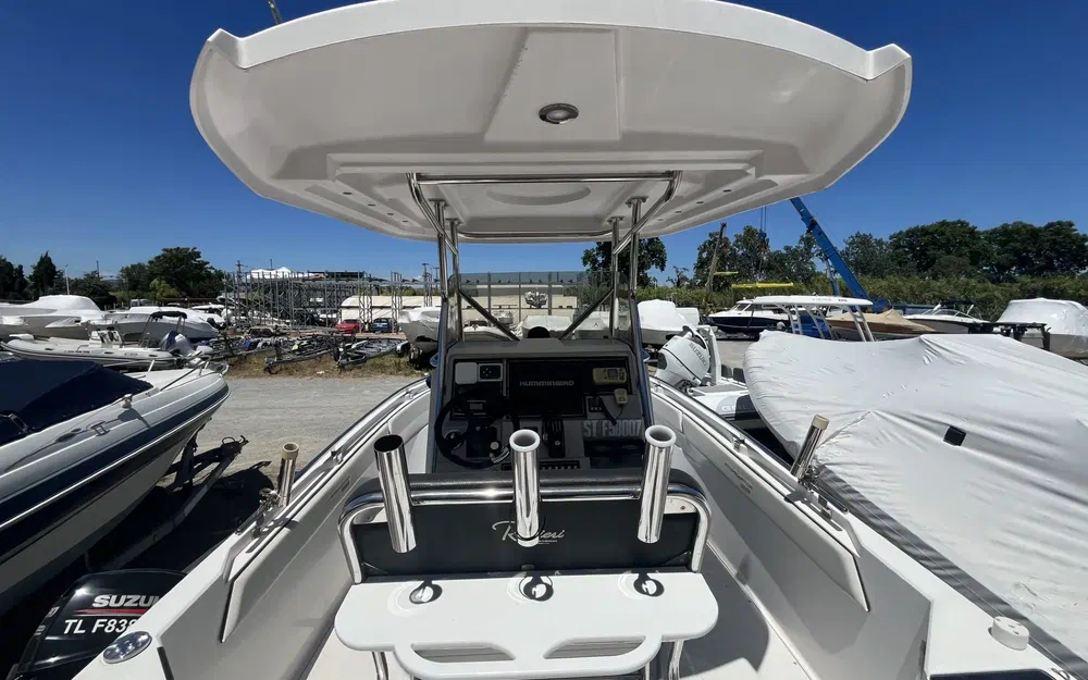 slider 3 Ranieri Interceptor 222