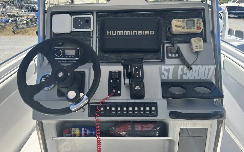 slider 8 Ranieri Interceptor 222