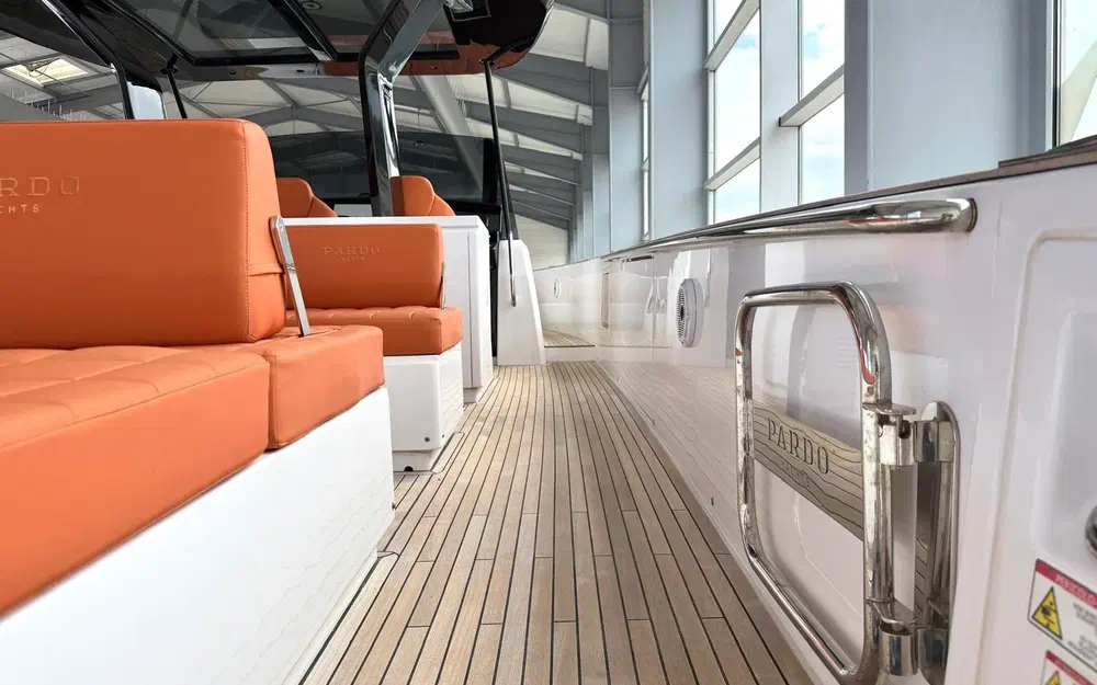 slider 17 Pardo Yachts Pardo 43