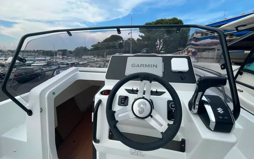 slider 5 Beneteau Flyer 7 SUNdeck