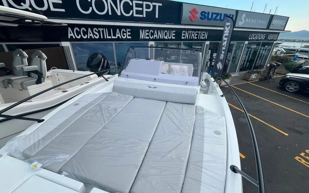 slider 8 Beneteau Flyer 7 SUNdeck