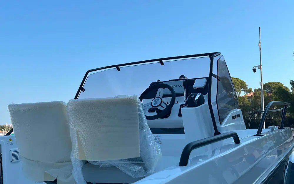 slider 3 Beneteau Flyer 7 SUNdeck