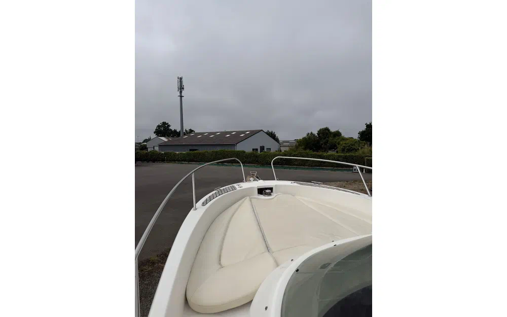 slider 4 Jeanneau Cap Camarat 755 WA