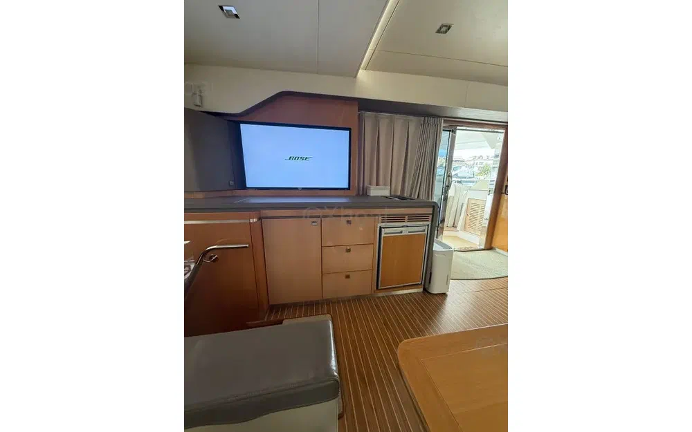slider 10 Privilege Marine Privilege Serie 6